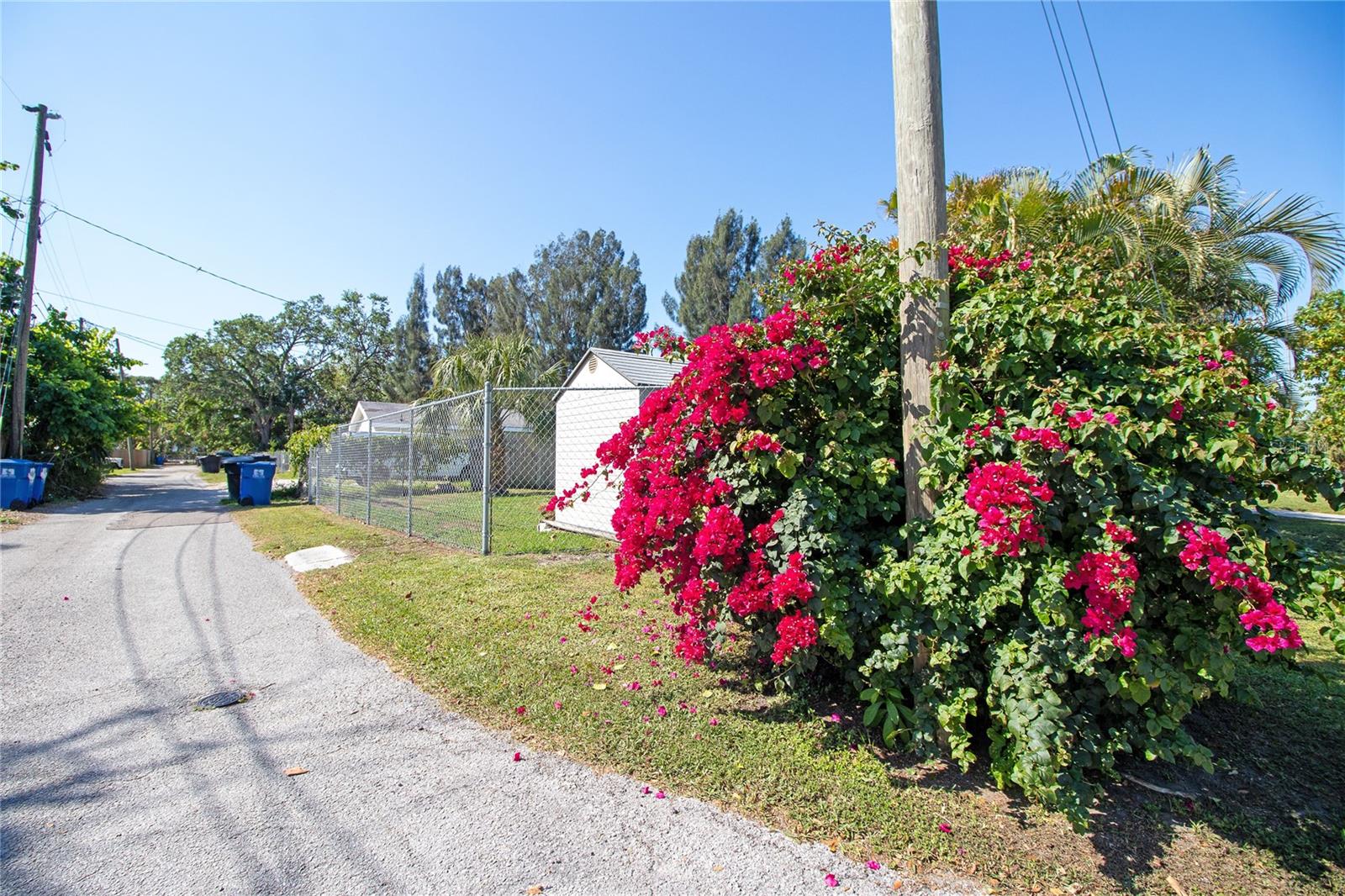 2132 40TH AVE N, ST PETERSBURG, FL, 33714