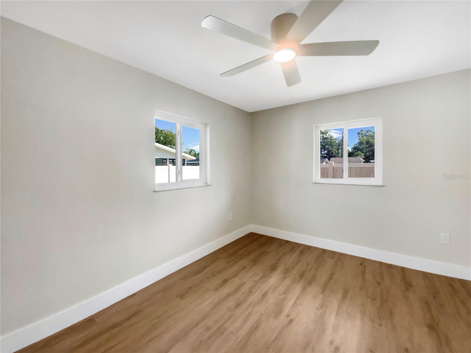 961 CHARLOTTE AVE, SARASOTA, FL, 34237