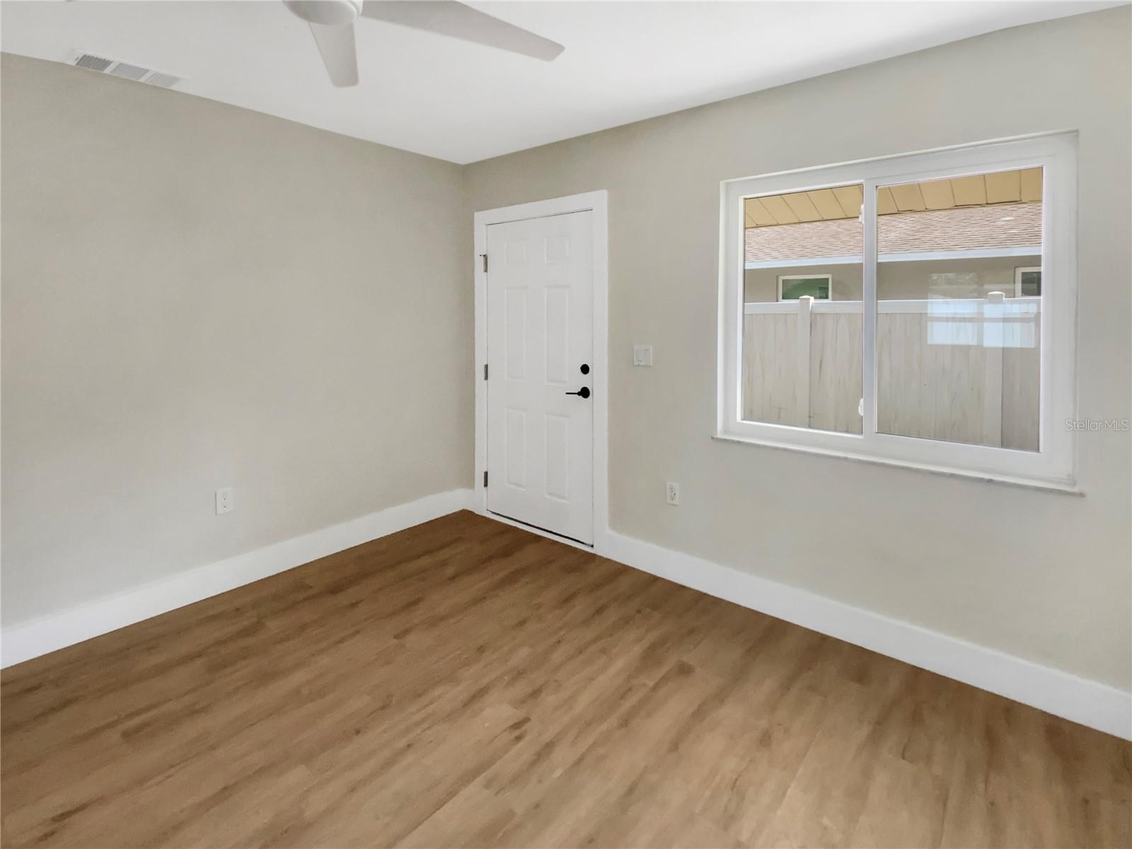 961 CHARLOTTE AVE, SARASOTA, FL, 34237