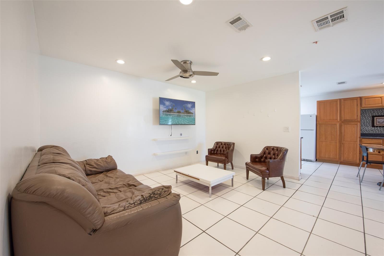 2230 HARBOR BLVD, PORT CHARLOTTE, FL, 33952