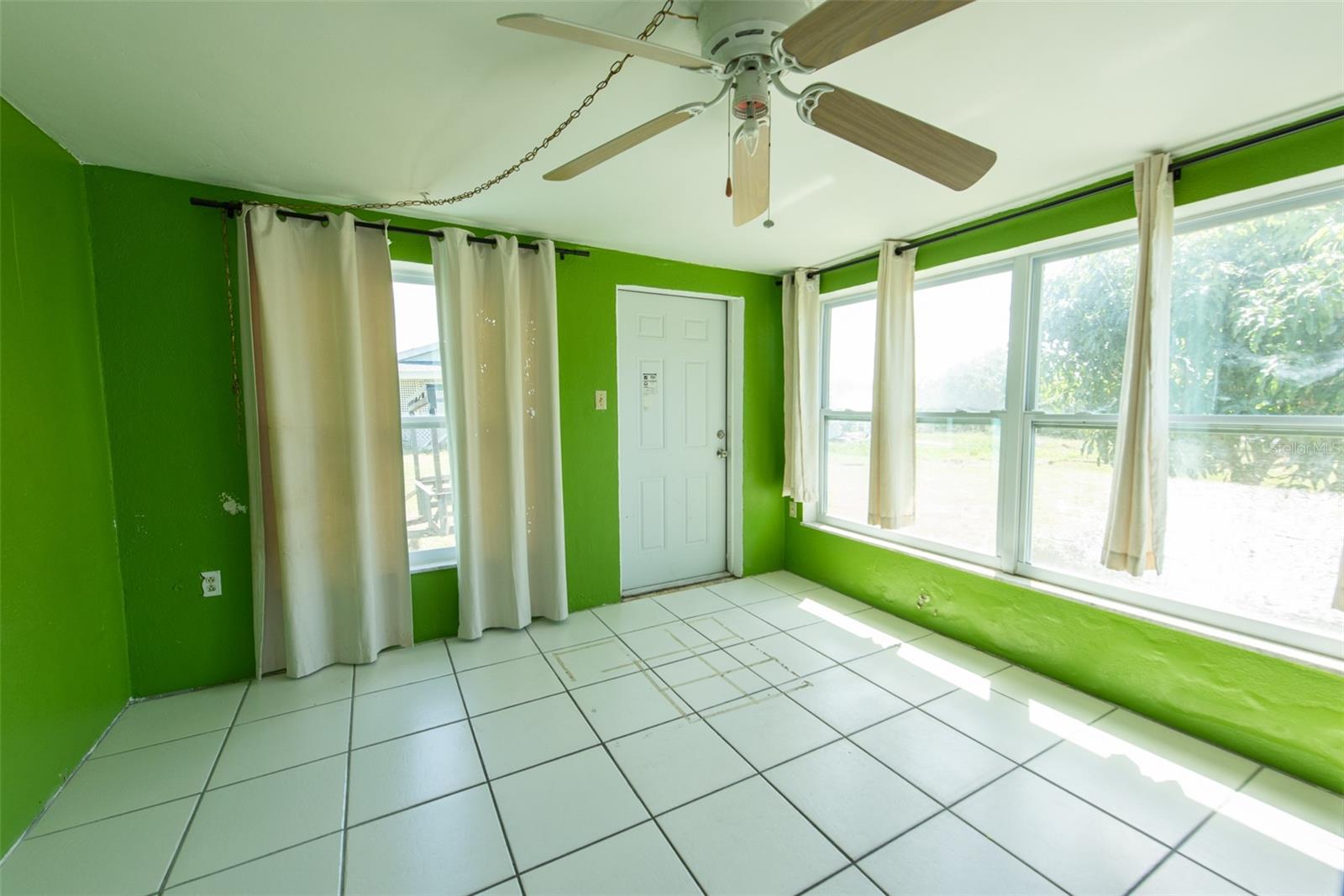 2230 HARBOR BLVD, PORT CHARLOTTE, FL, 33952