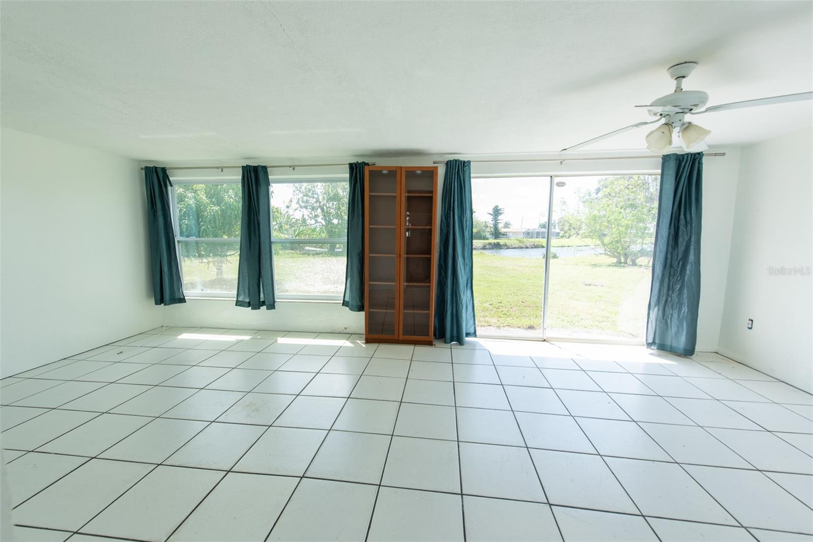 2230 HARBOR BLVD, PORT CHARLOTTE, FL, 33952