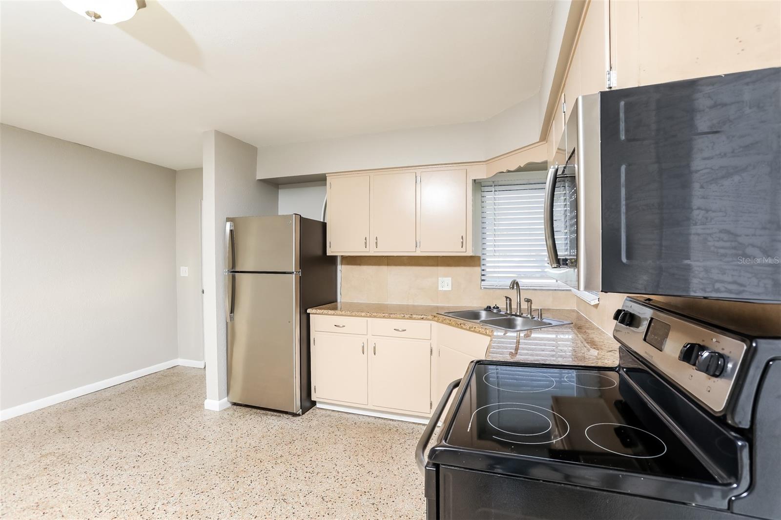 112 HIGHLAND DR, FERN PARK, FL, 32730