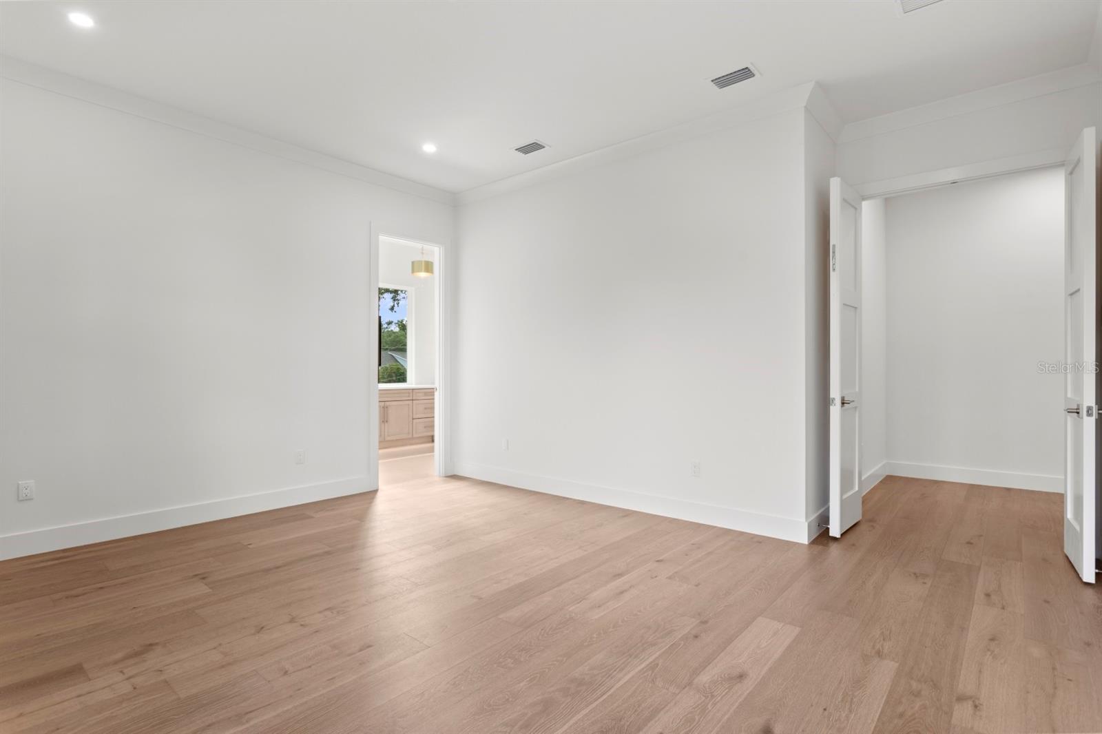 3406 W ALLINE AVE, TAMPA, FL, 33611