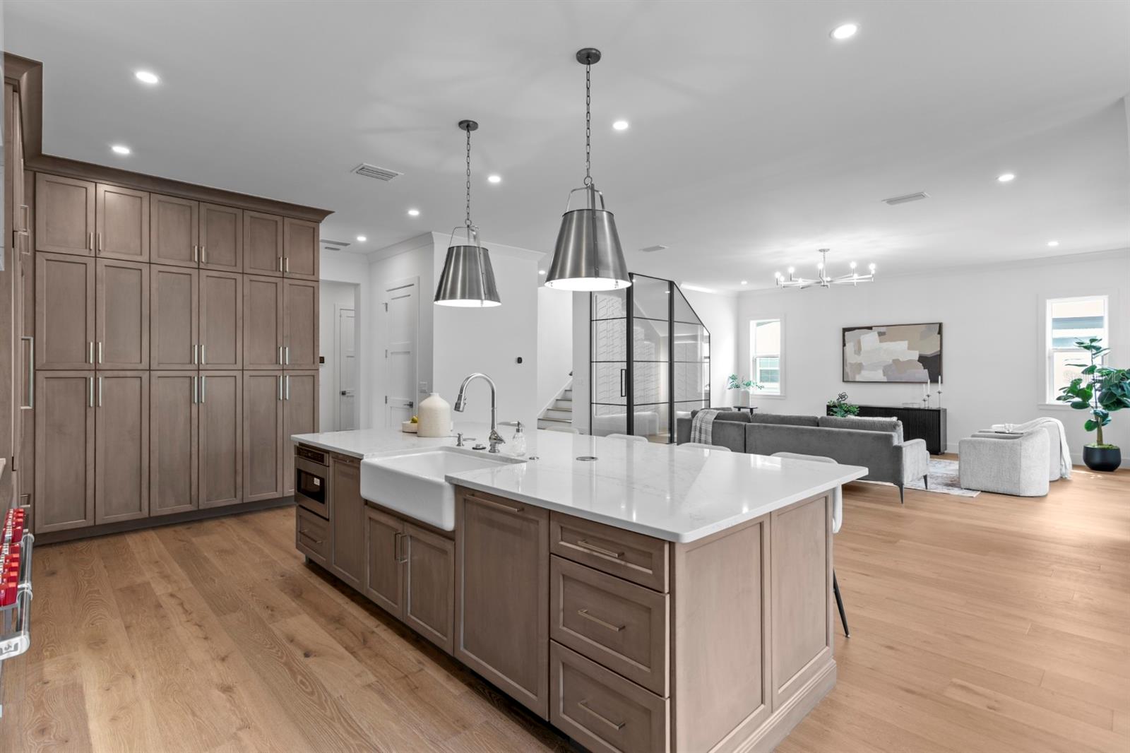 3406 W ALLINE AVE, TAMPA, FL, 33611