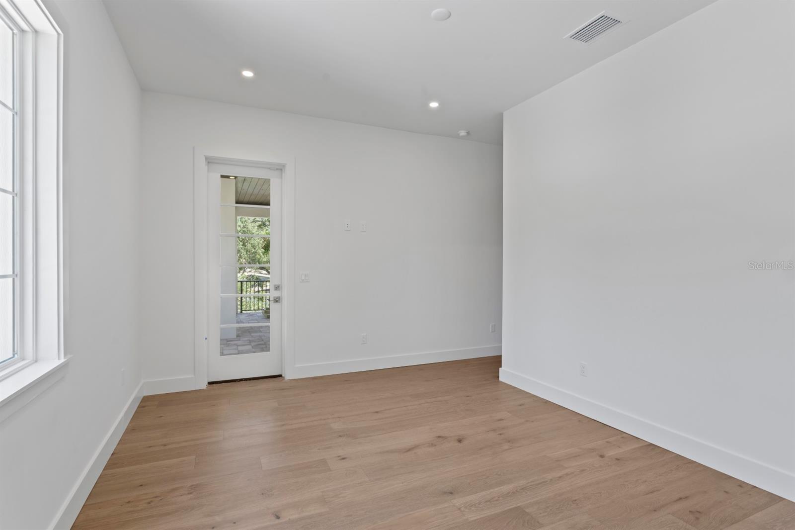 3406 W ALLINE AVE, TAMPA, FL, 33611