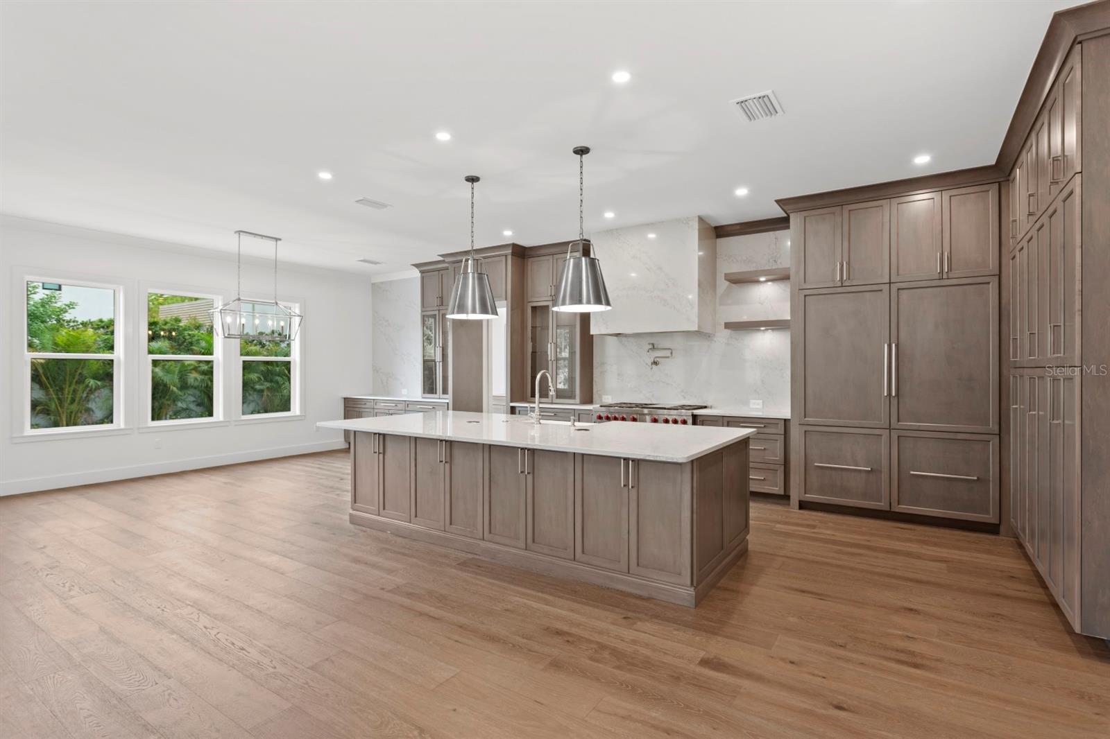 3406 W ALLINE AVE, TAMPA, FL, 33611