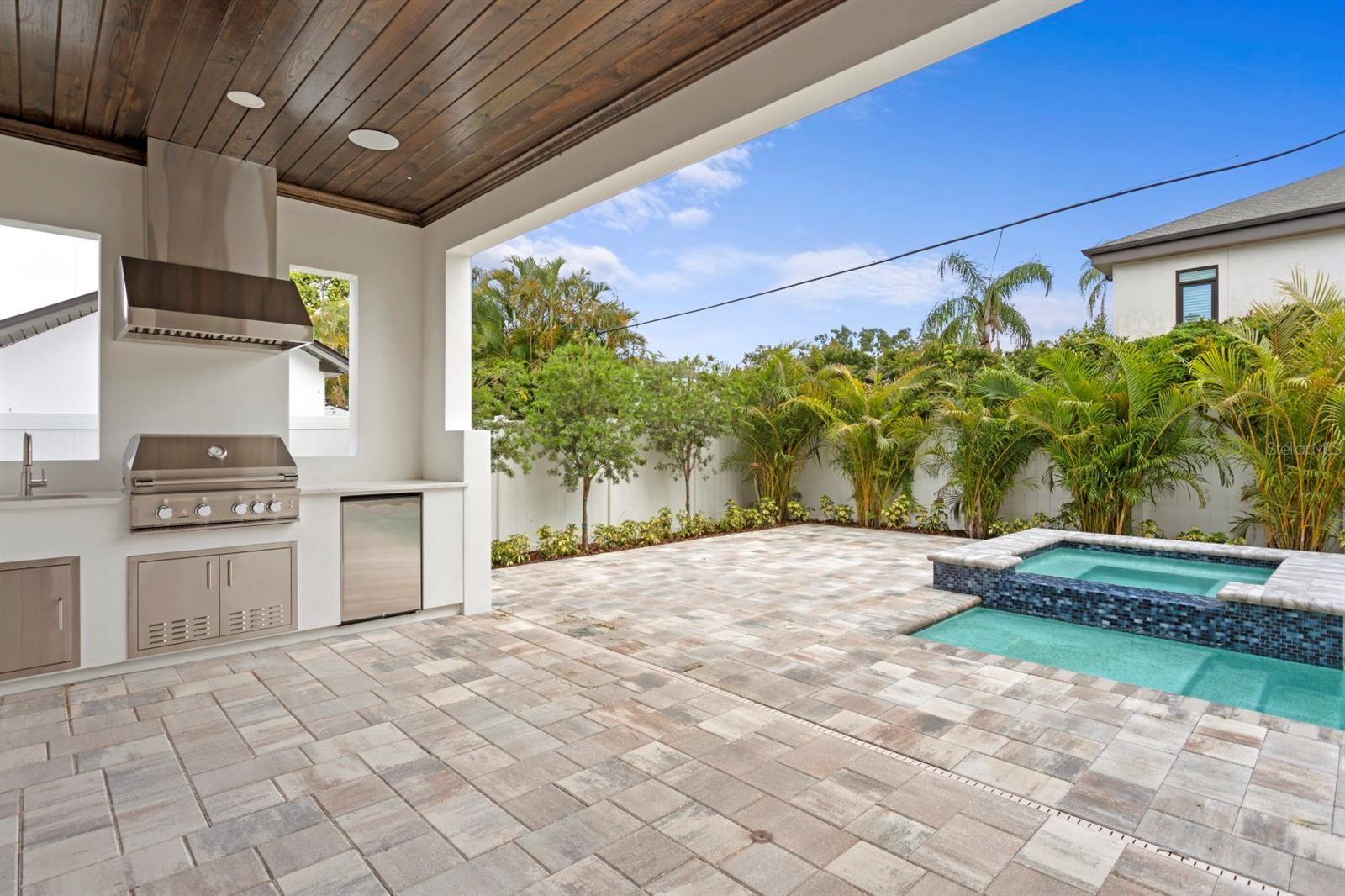 3406 W ALLINE AVE, TAMPA, FL, 33611