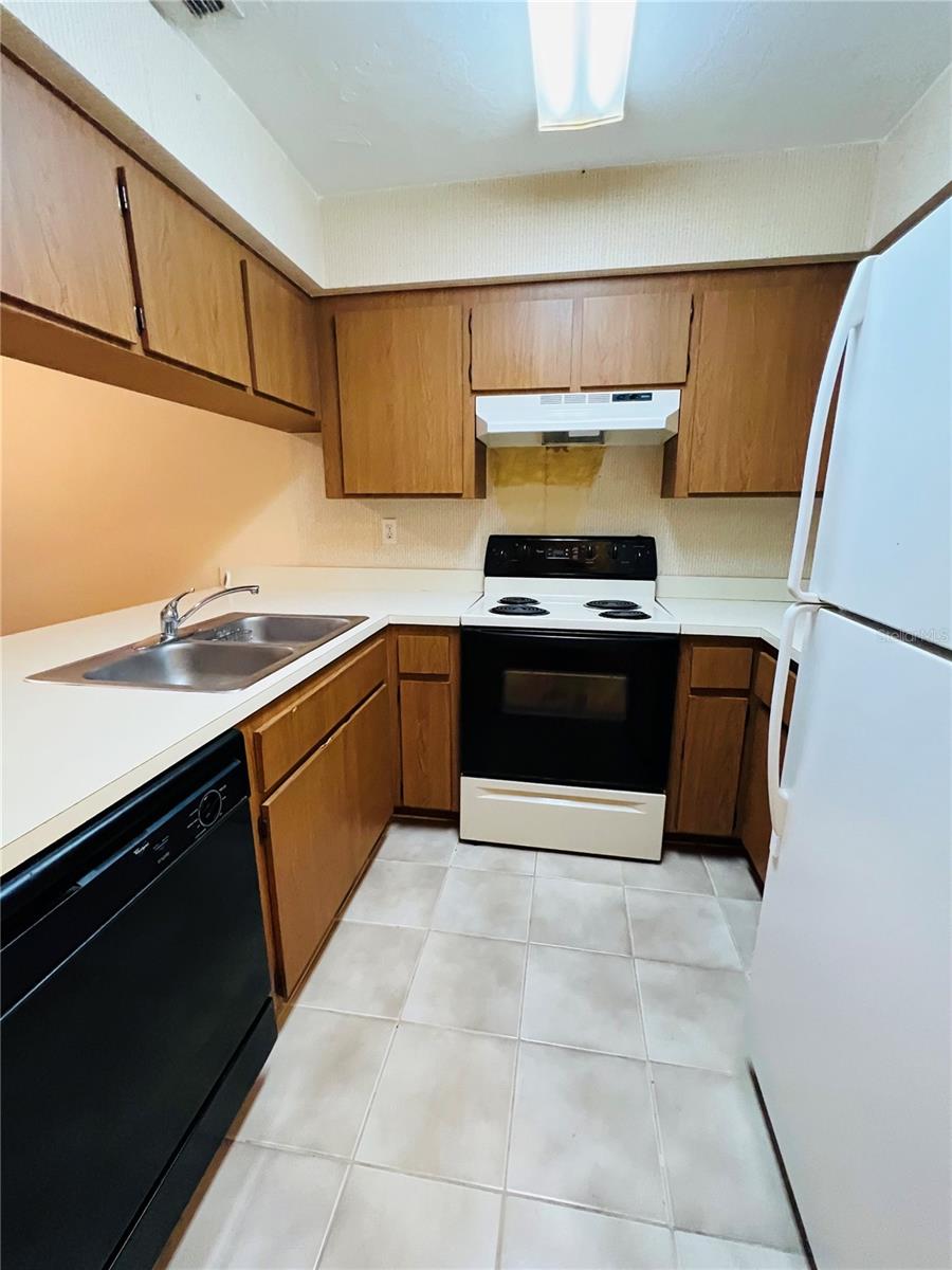 2635 SW 35TH PL #402, GAINESVILLE, FL, 32608