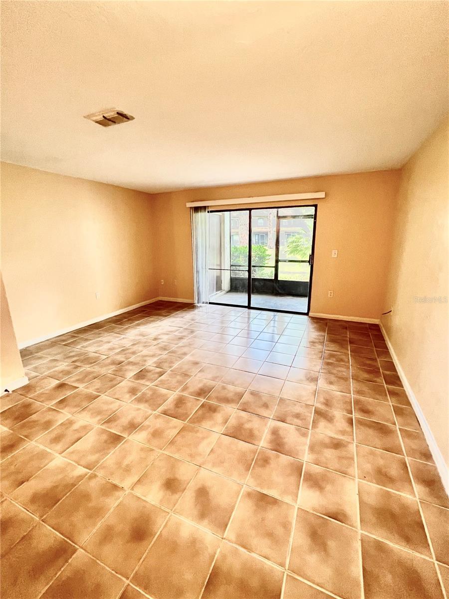 2635 SW 35TH PL #402, GAINESVILLE, FL, 32608