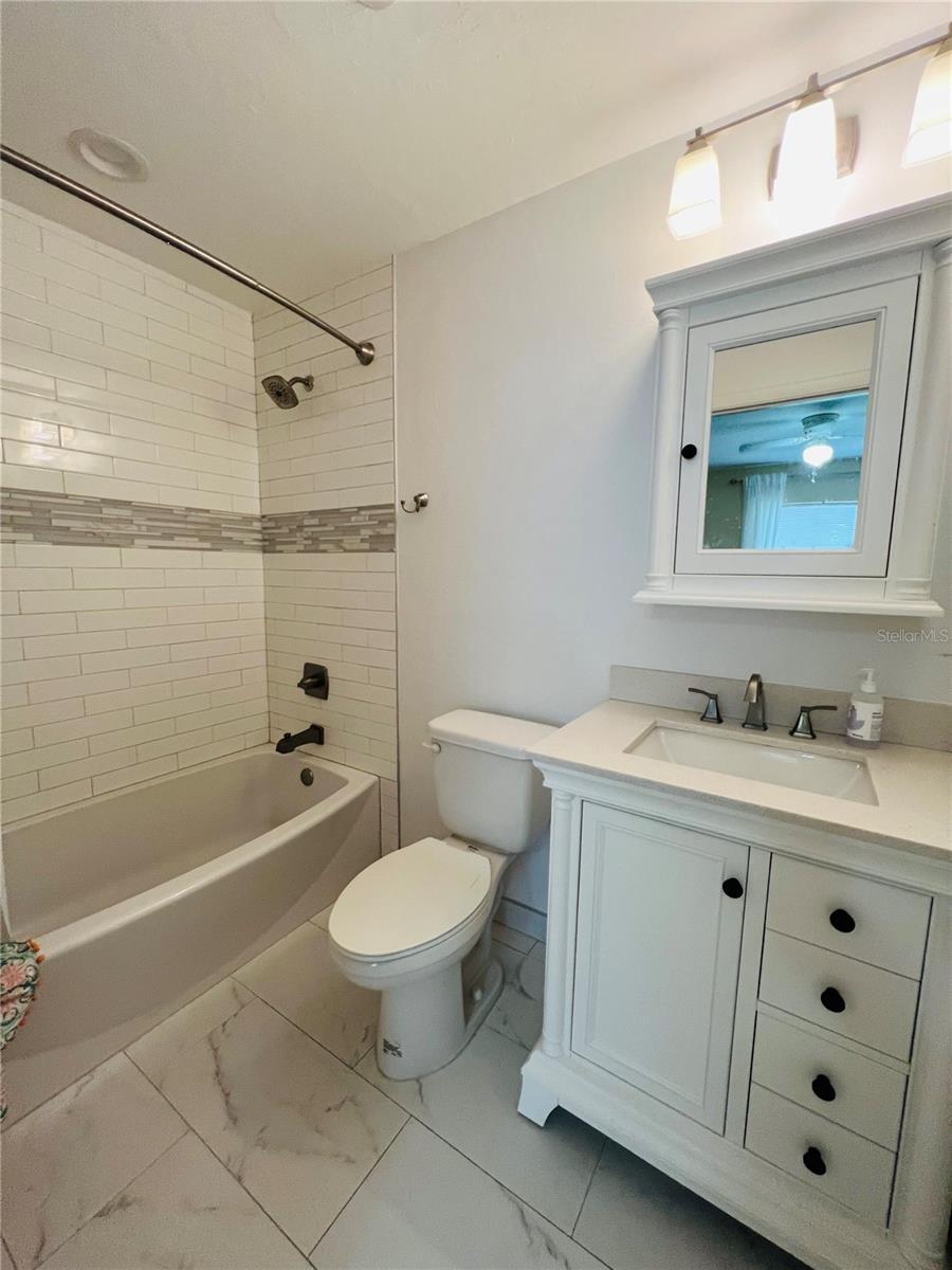 2635 SW 35TH PL #402, GAINESVILLE, FL, 32608