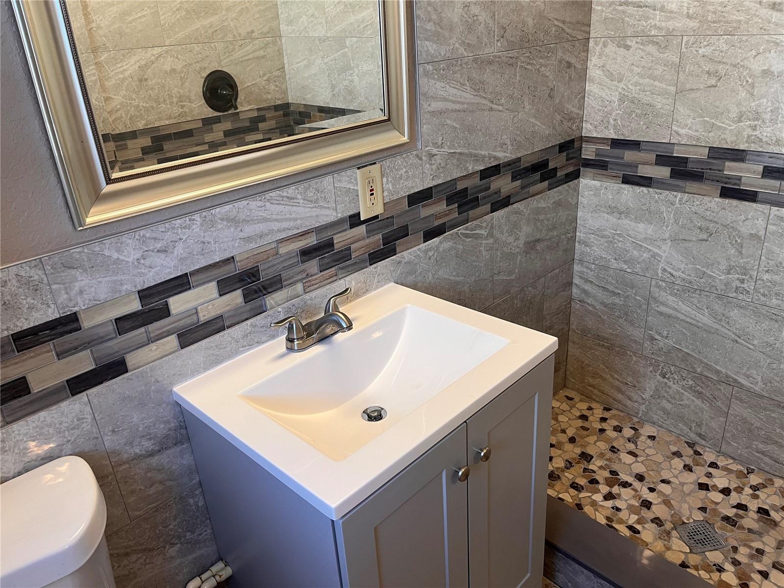 17800 GULF BLVD, REDINGTON SHORES, FL, 33708