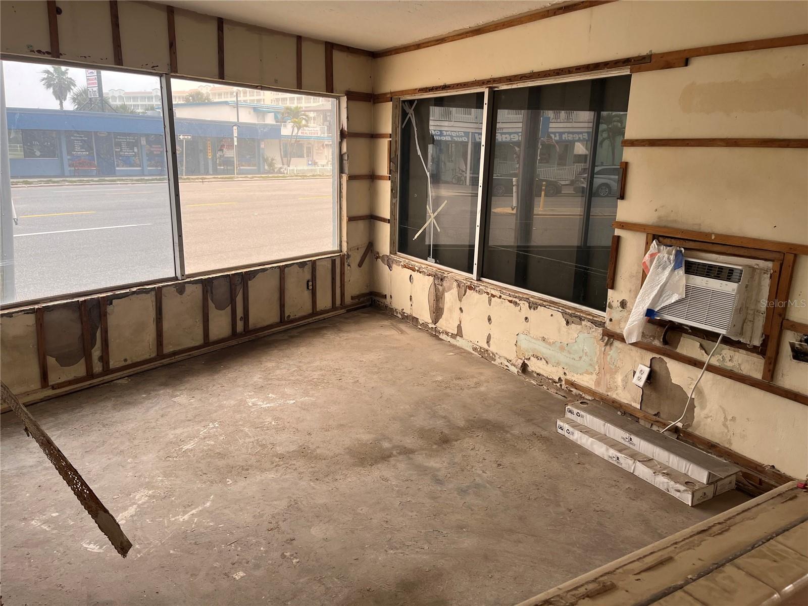 17800 GULF BLVD, REDINGTON SHORES, FL, 33708