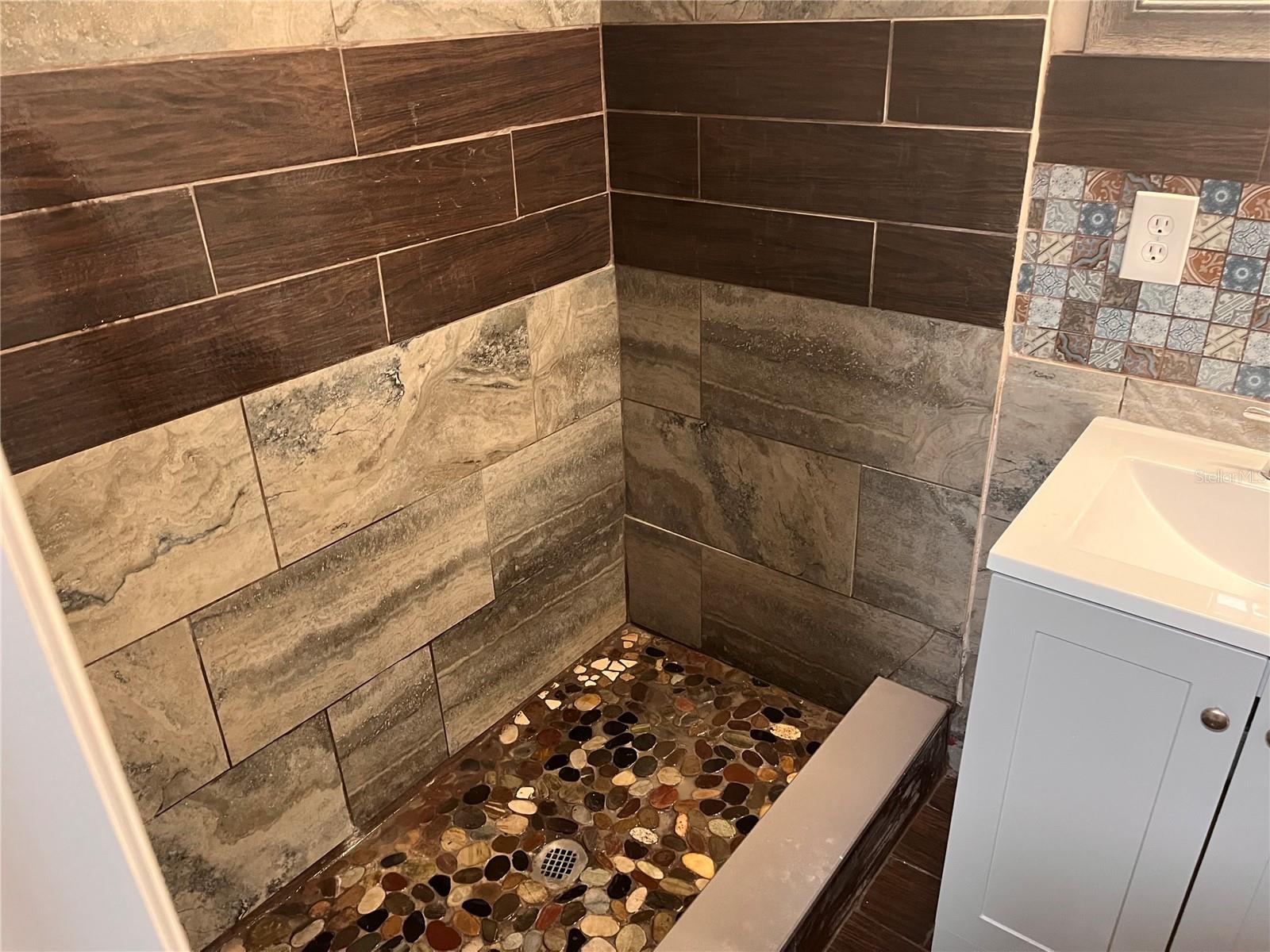 17800 GULF BLVD, REDINGTON SHORES, FL, 33708