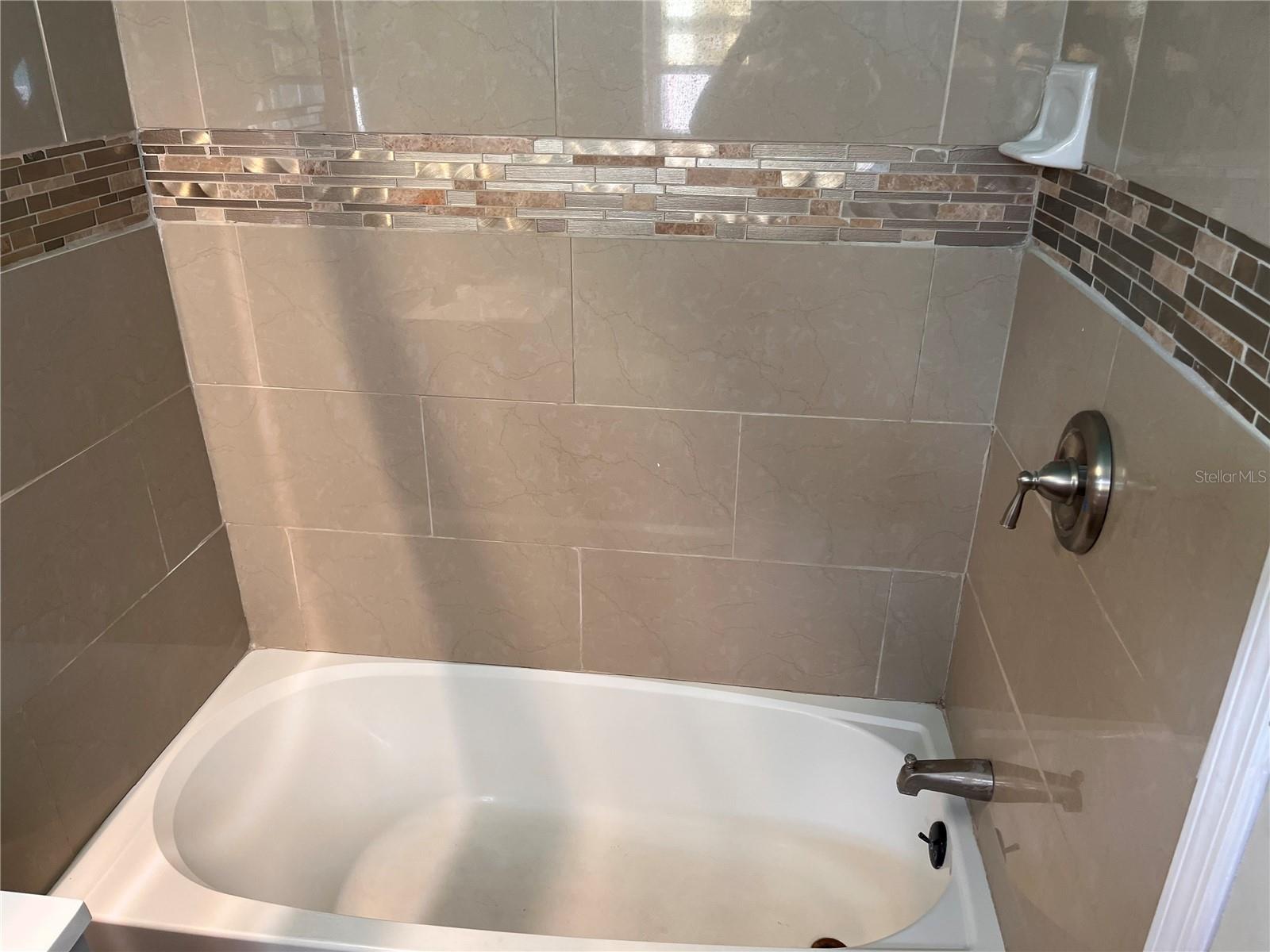 17800 GULF BLVD, REDINGTON SHORES, FL, 33708