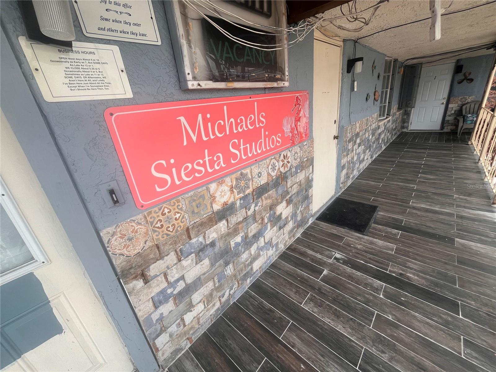 17800 GULF BLVD, REDINGTON SHORES, FL, 33708