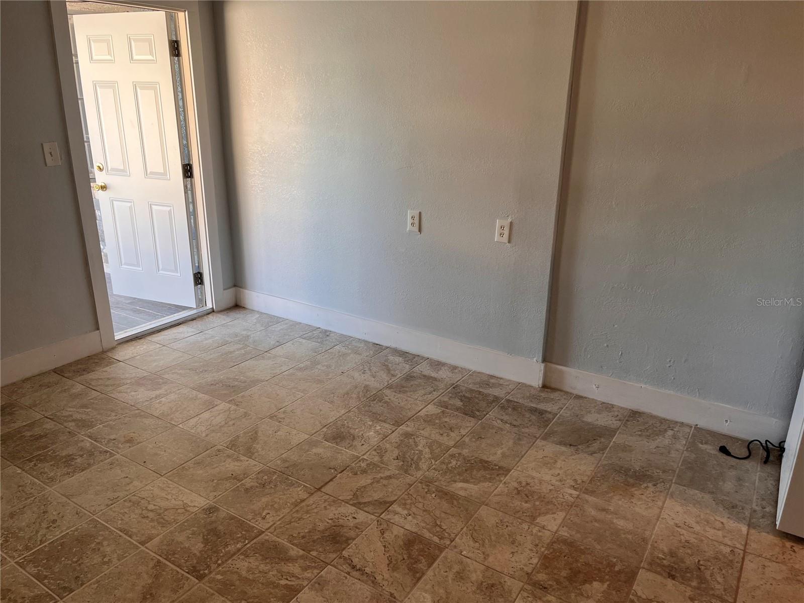 17800 GULF BLVD, REDINGTON SHORES, FL, 33708