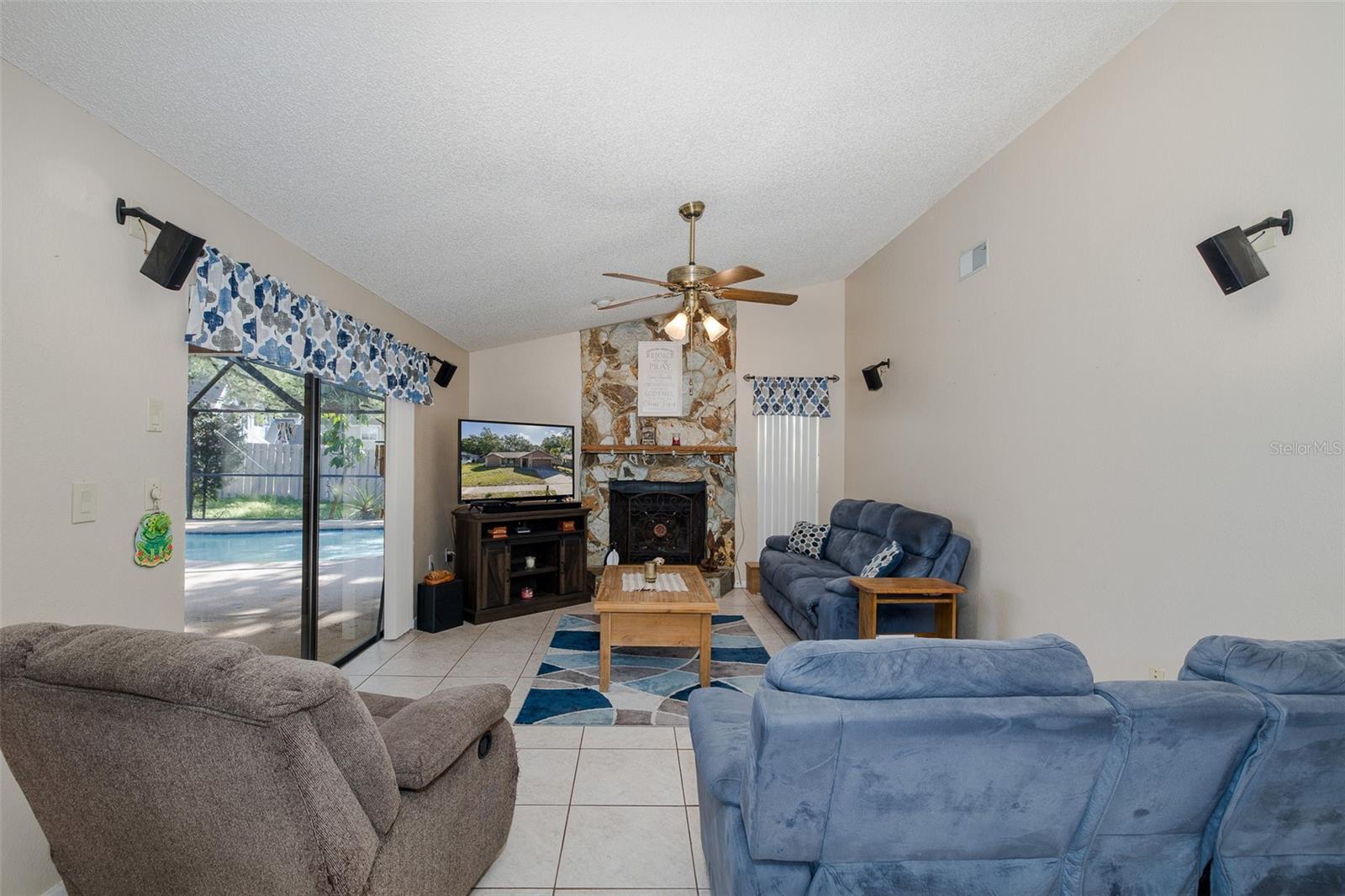 512 WINDING WILLOW DR, PALM HARBOR, FL, 34683
