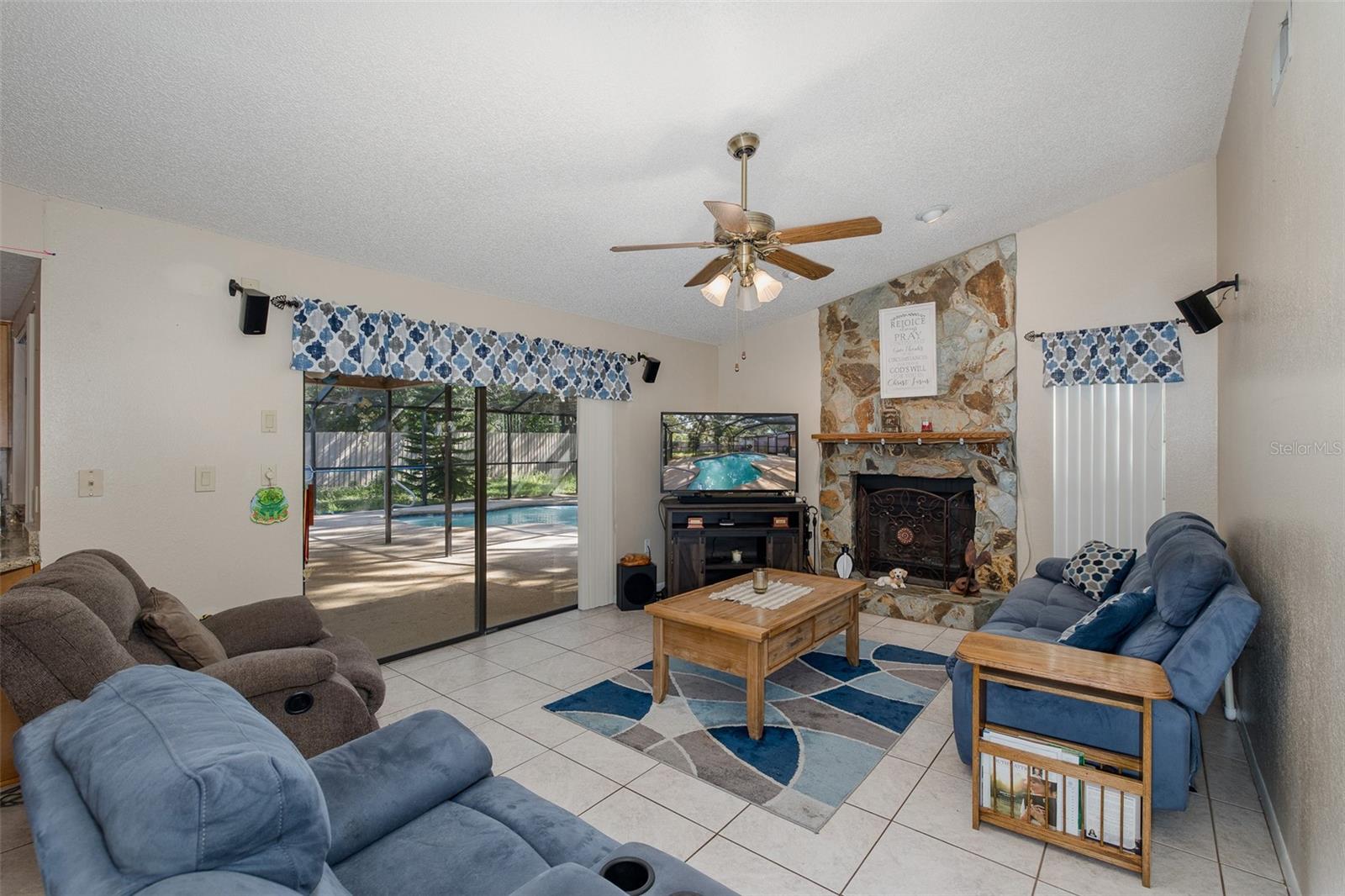 512 WINDING WILLOW DR, PALM HARBOR, FL, 34683