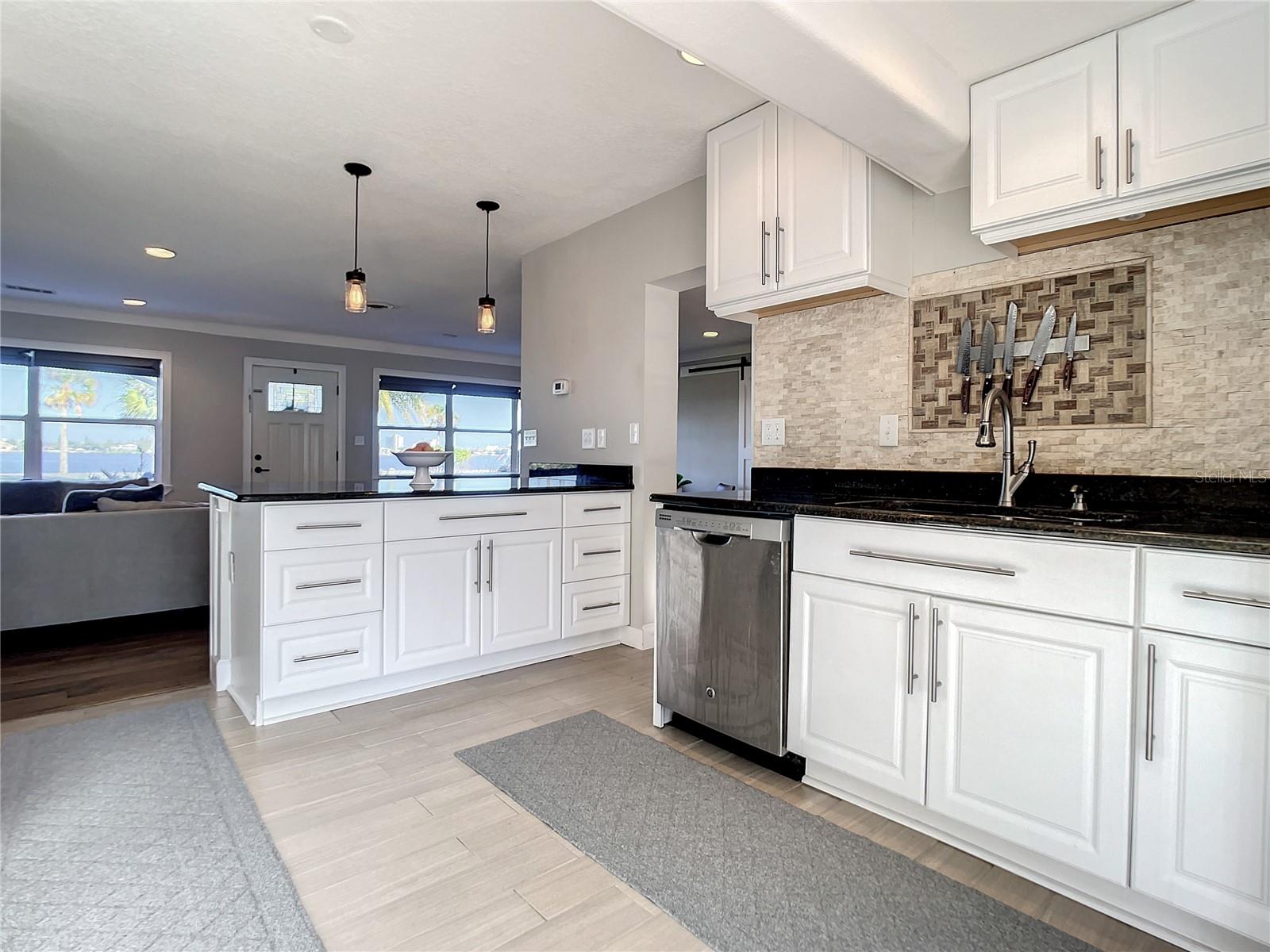 762 S BEACH ST, ORMOND BEACH, FL, 32174