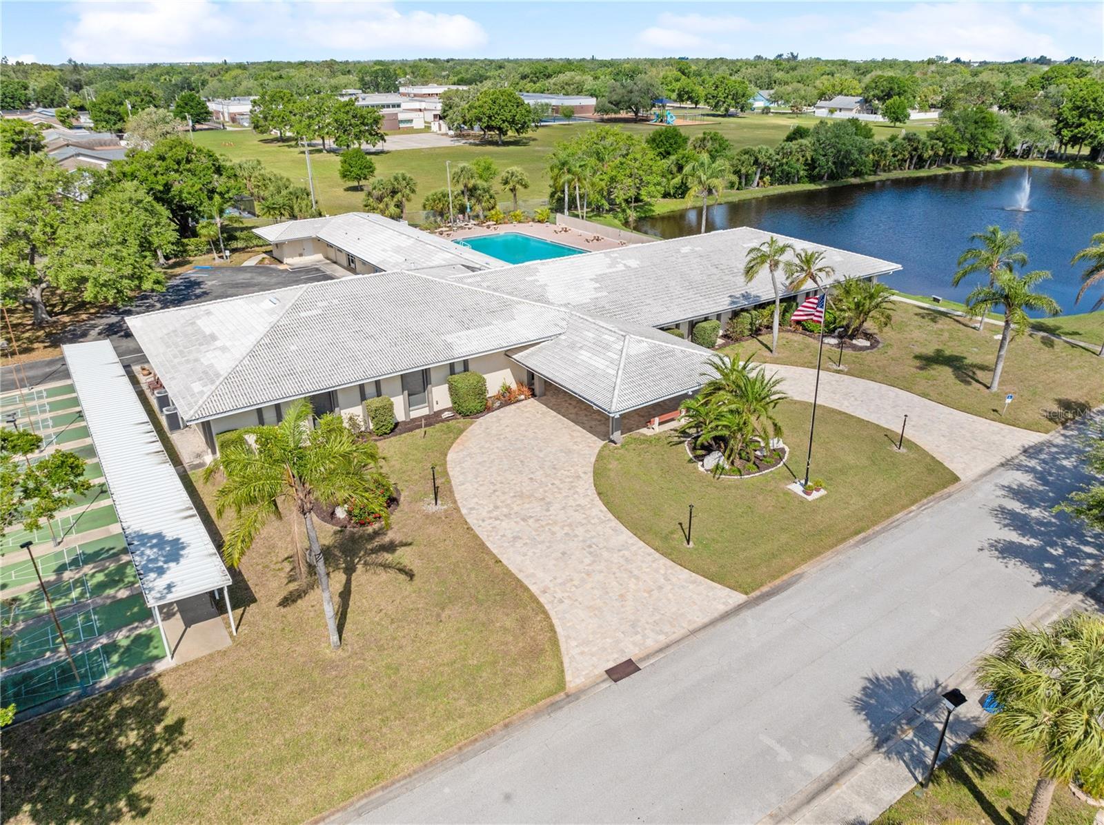 5428 LARCHMONT CT N #5428, PINELLAS PARK, FL, 33782