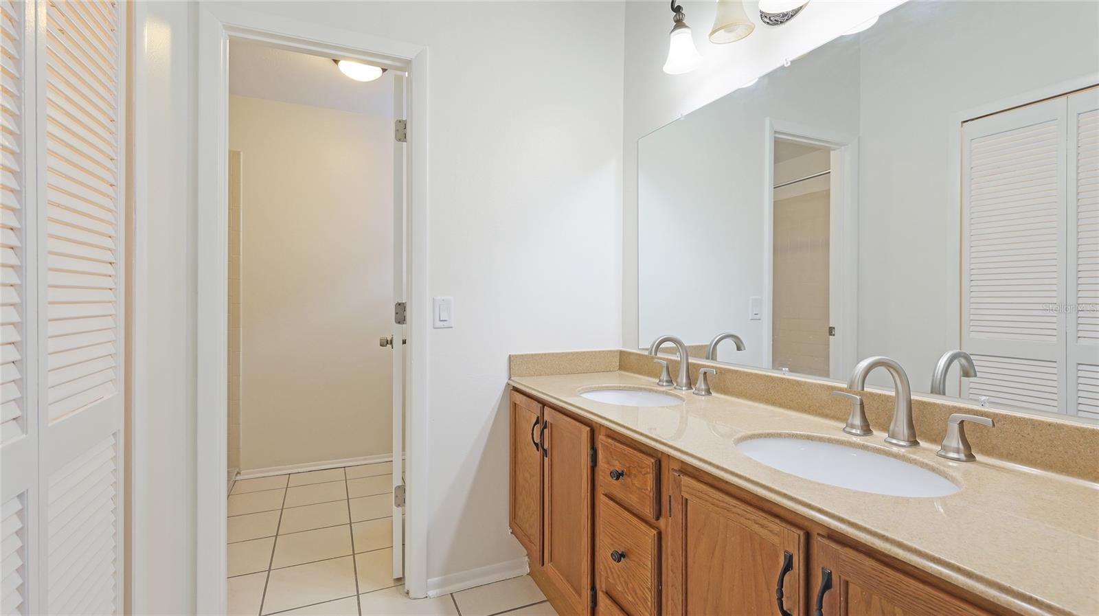 620 49TH ST E, BRADENTON, FL, 34208