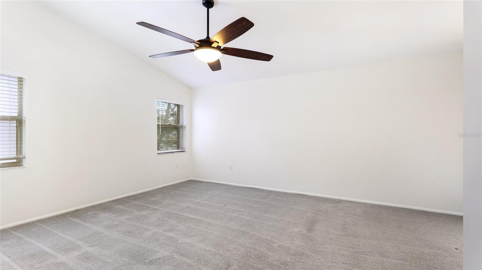 620 49TH ST E, BRADENTON, FL, 34208