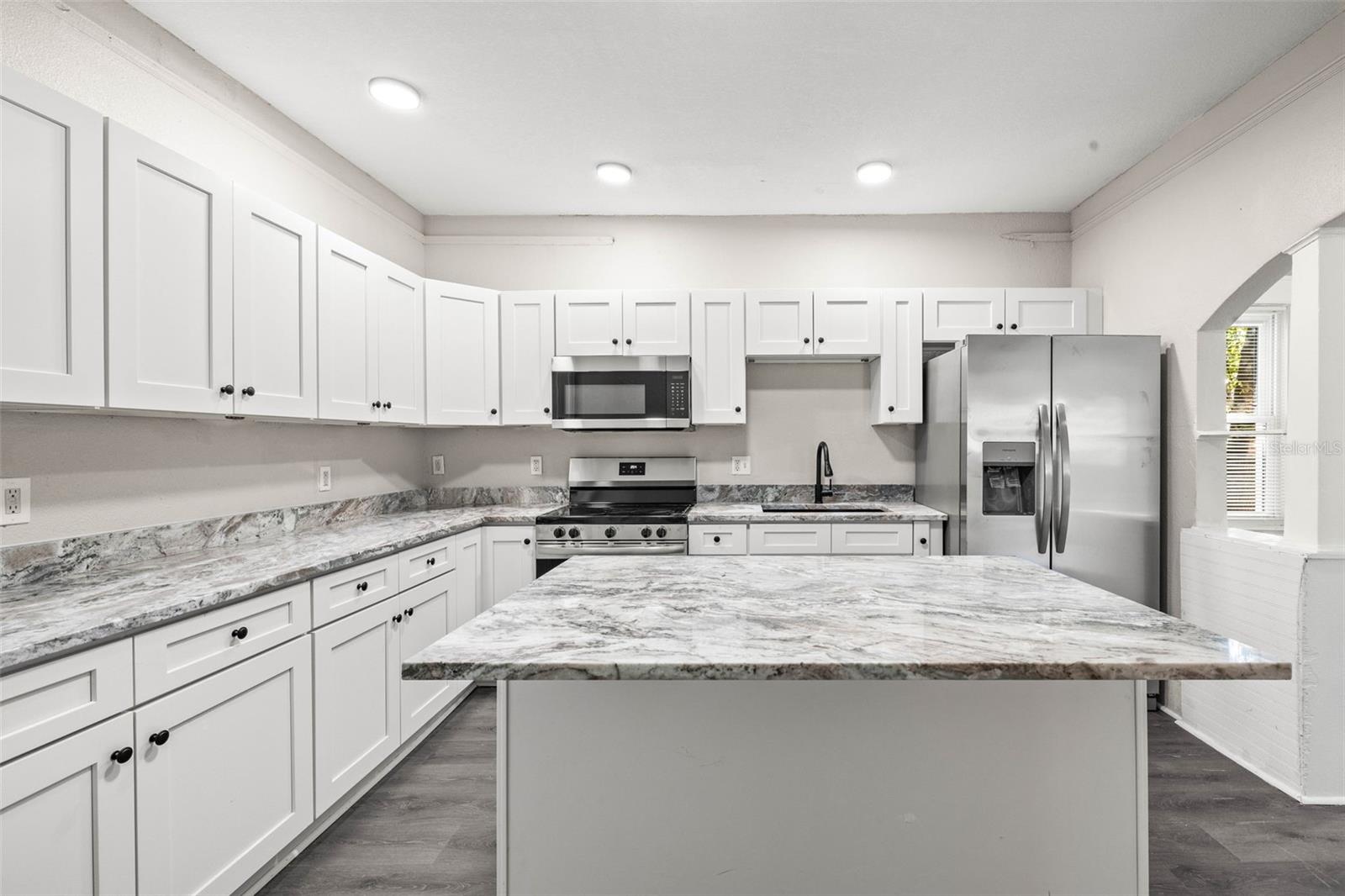 3705 N OLA AVE, TAMPA, FL, 33603