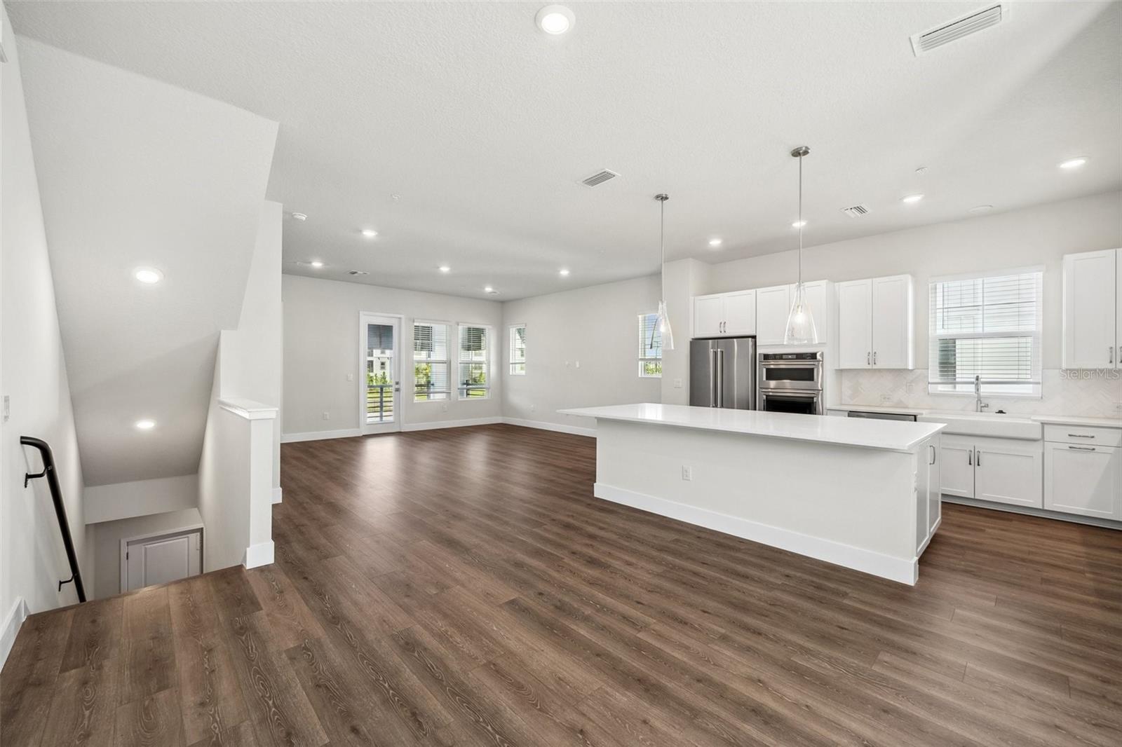 7244 SUTTON LN, SARASOTA, FL, 34240