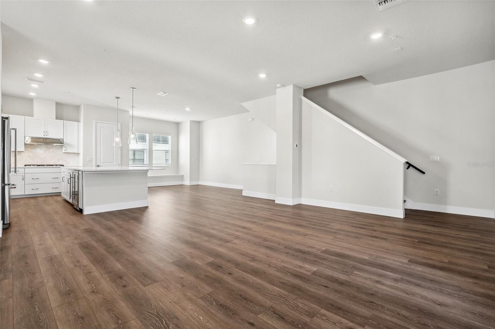 7244 SUTTON LN, SARASOTA, FL, 34240