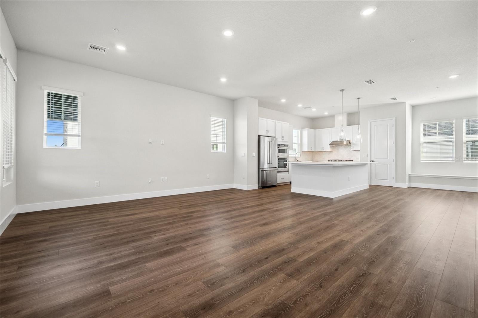7244 SUTTON LN, SARASOTA, FL, 34240