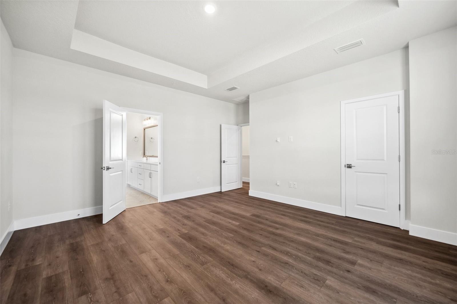 7244 SUTTON LN, SARASOTA, FL, 34240