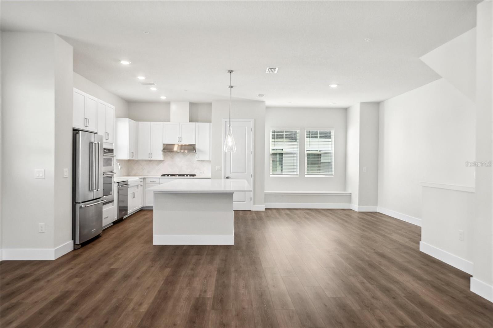7244 SUTTON LN, SARASOTA, FL, 34240