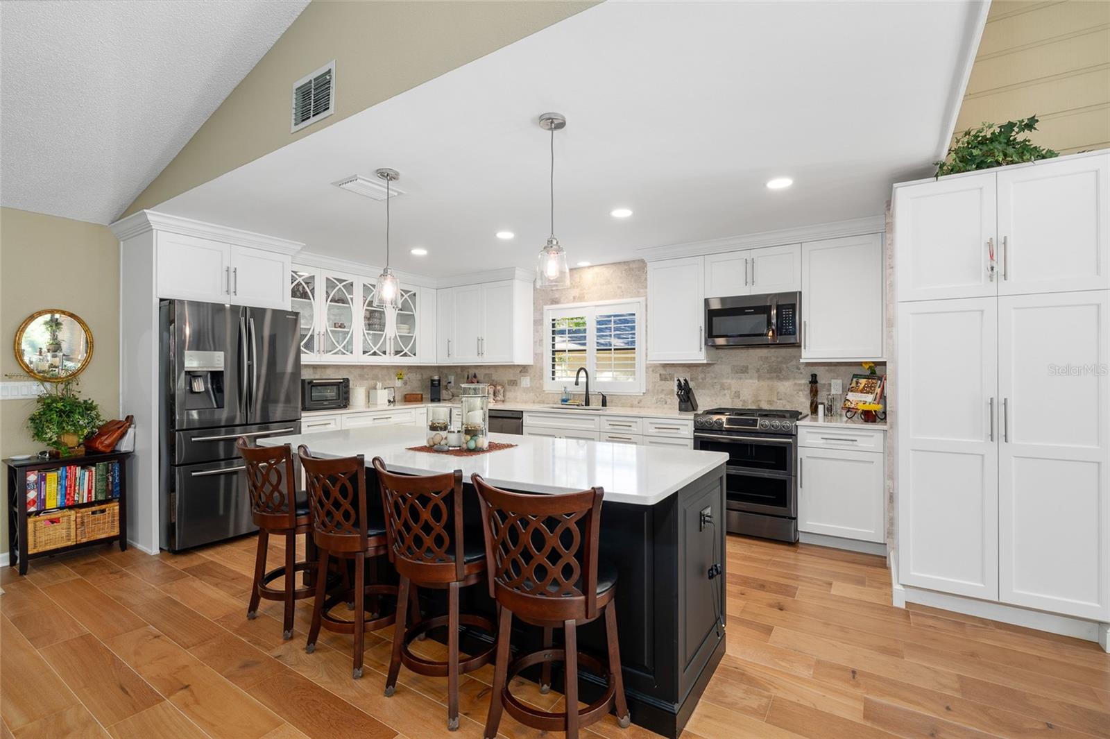 1025 ROYAL TROON CT, TARPON SPRINGS, FL, 34688