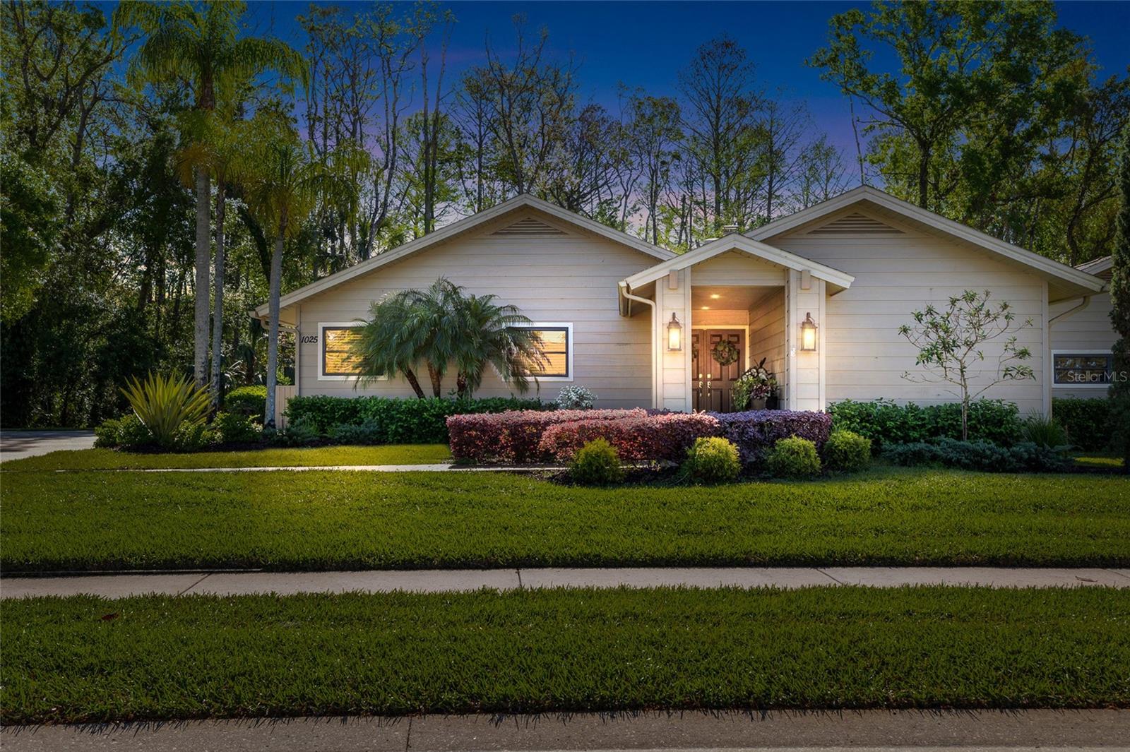 1025 ROYAL TROON CT, TARPON SPRINGS, FL, 34688