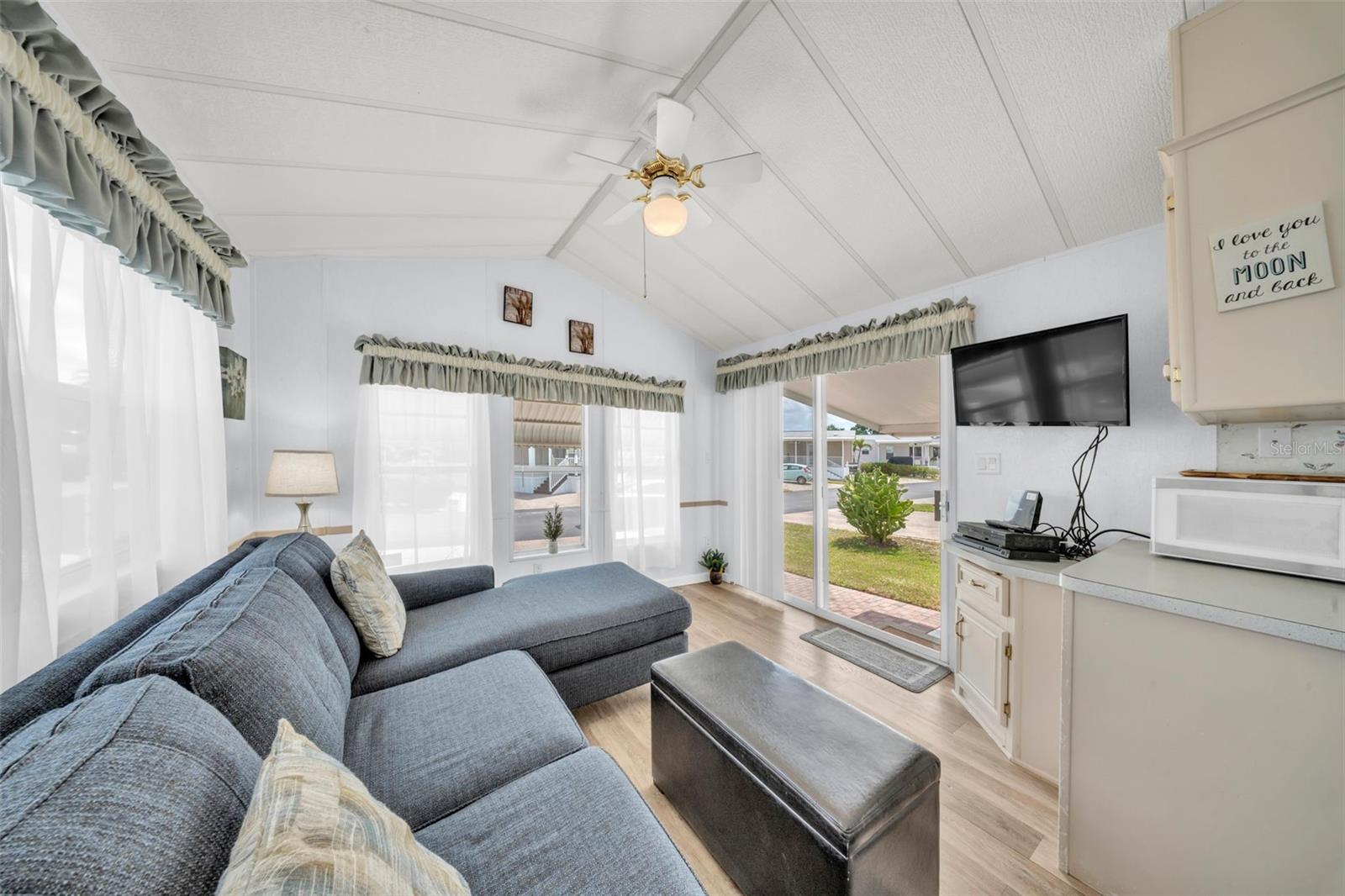 2511 LIMEWOOD AVE, CLERMONT, FL, 34714