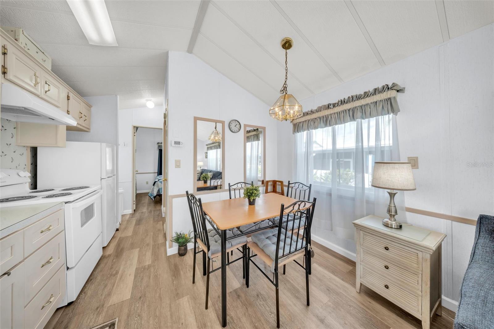 2511 LIMEWOOD AVE, CLERMONT, FL, 34714