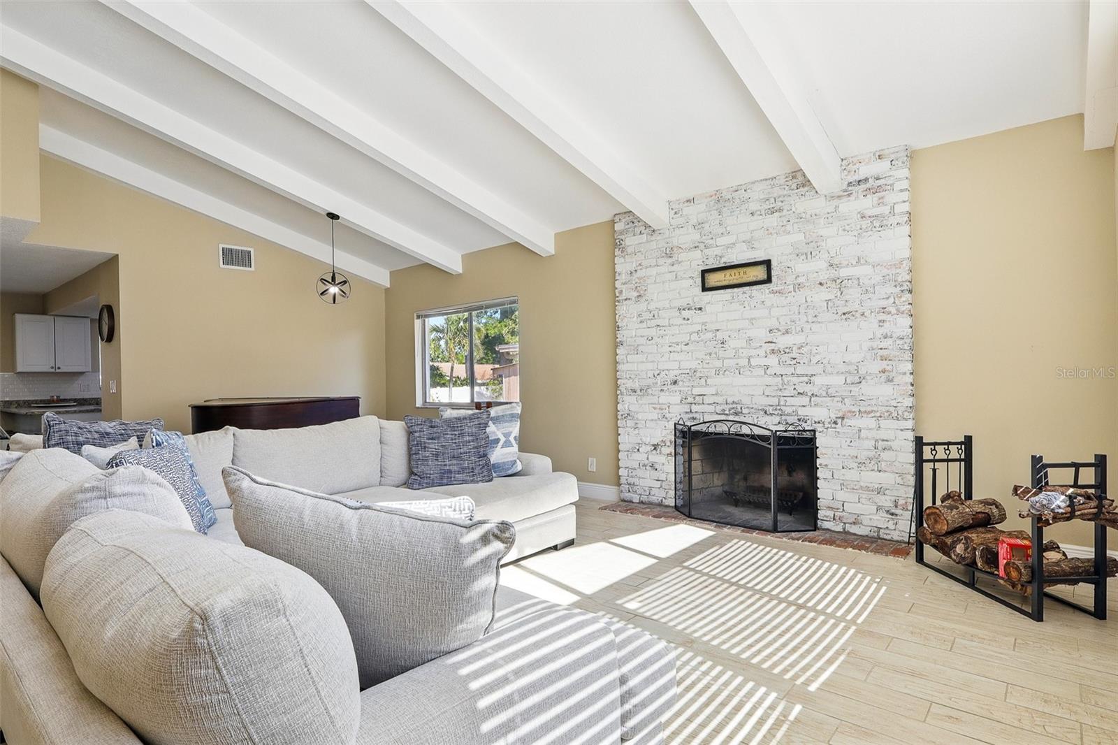 14242 84TH TER, SEMINOLE, FL, 33776