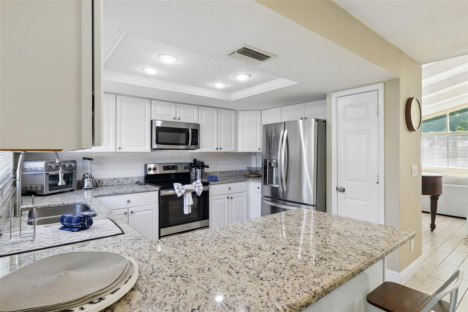 14242 84TH TER, SEMINOLE, FL, 33776