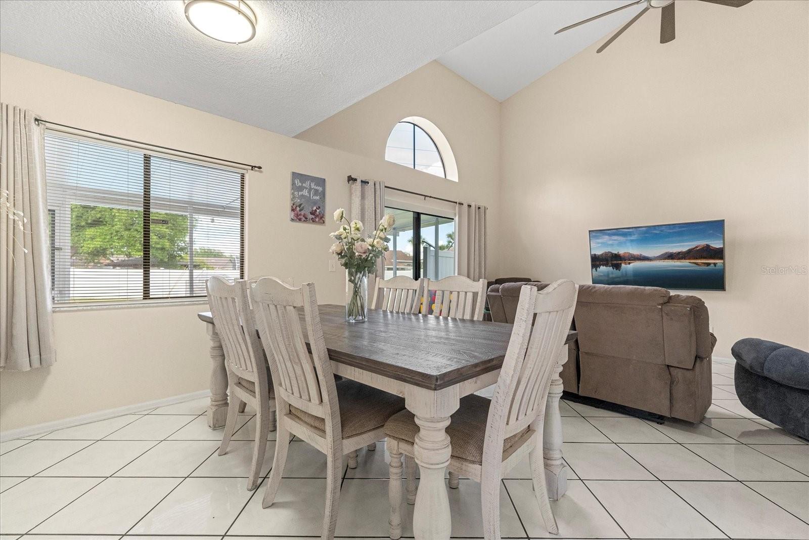 144 PINEWOOD CIR, KISSIMMEE, FL, 34743