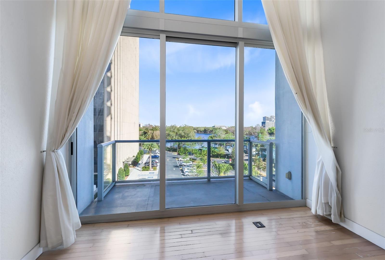 150 E ROBINSON ST #4A, ORLANDO, FL, 32801