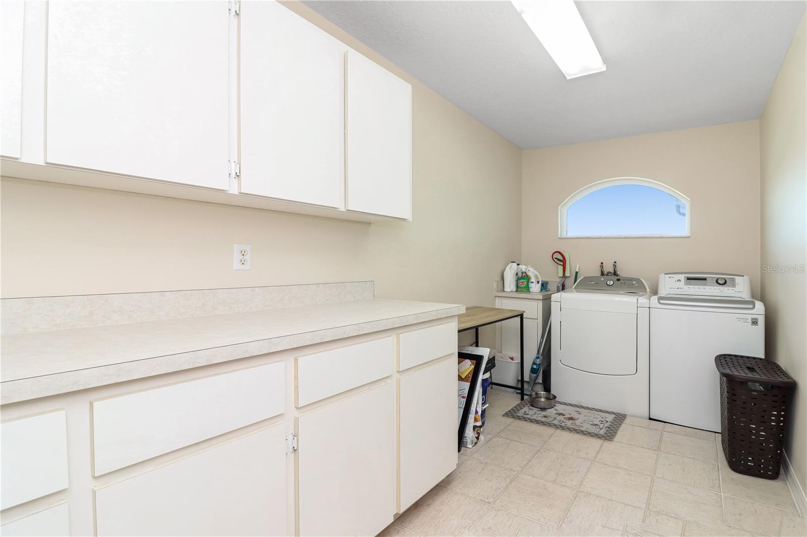 5408 QUEEN VICTORIA DR, LEESBURG, FL, 34748