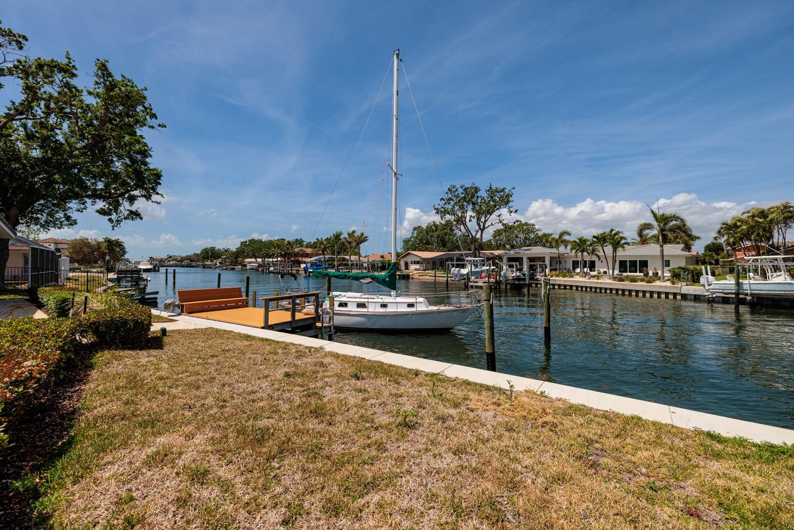 2063 ILLINOIS AVE NE, ST PETERSBURG, FL, 33703