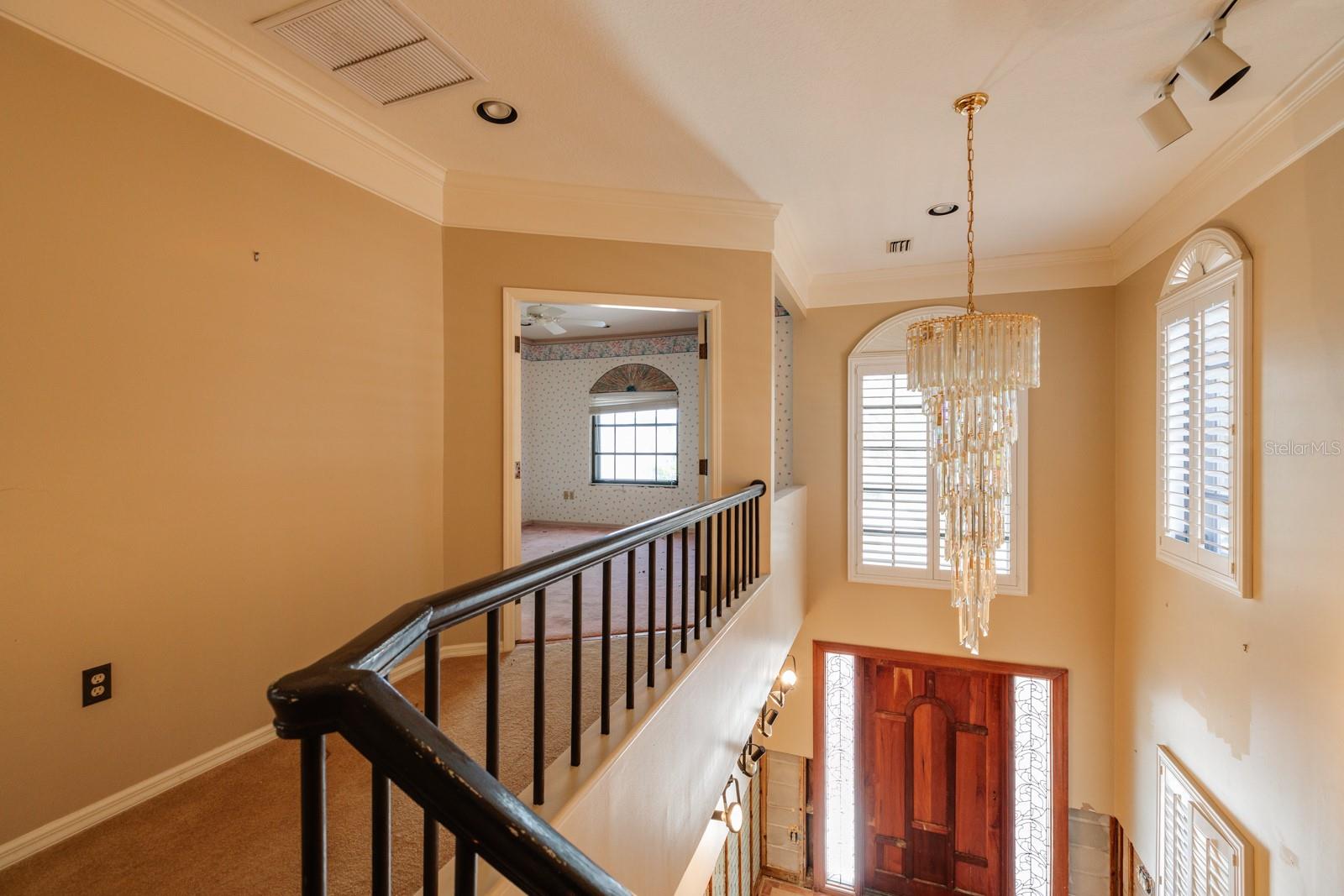 2063 ILLINOIS AVE NE, ST PETERSBURG, FL, 33703