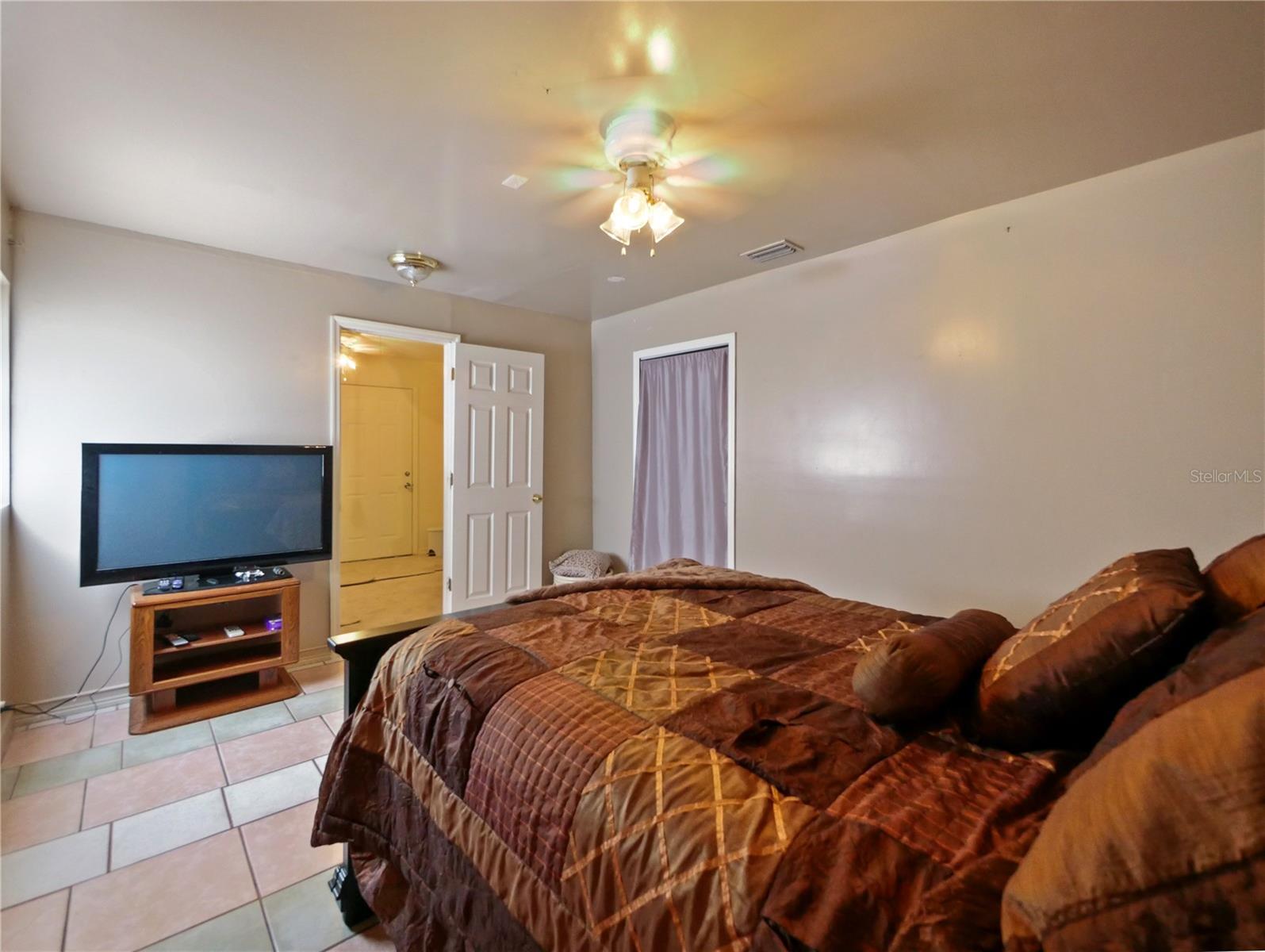 4025 LUAN DR, ORLANDO, FL, 32808