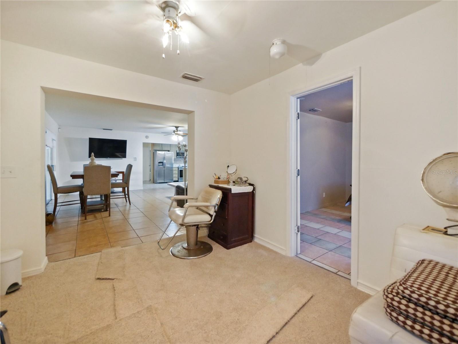 4025 LUAN DR, ORLANDO, FL, 32808