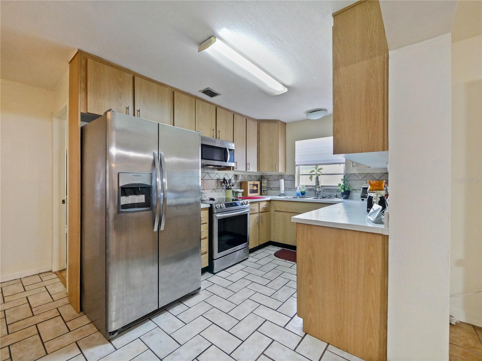 4025 LUAN DR, ORLANDO, FL, 32808