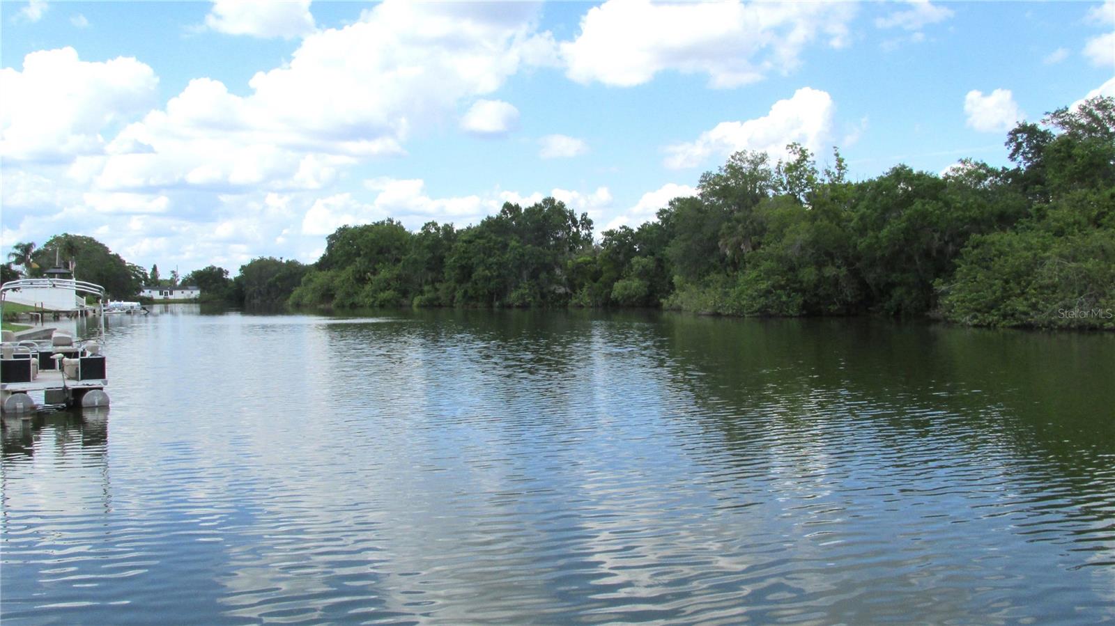 1611 BLUE LAKE DR, LAKELAND, FL, 33801