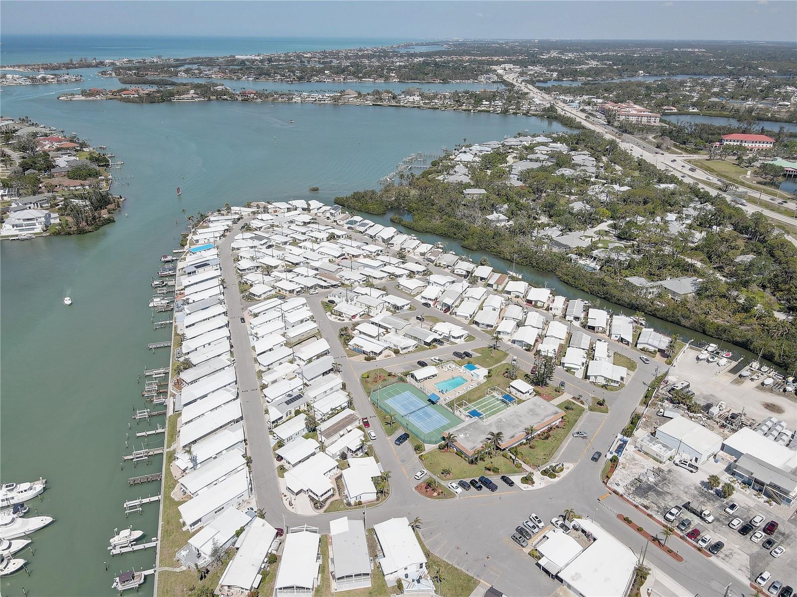 104 1ST AVE, VENICE, FL, 34285