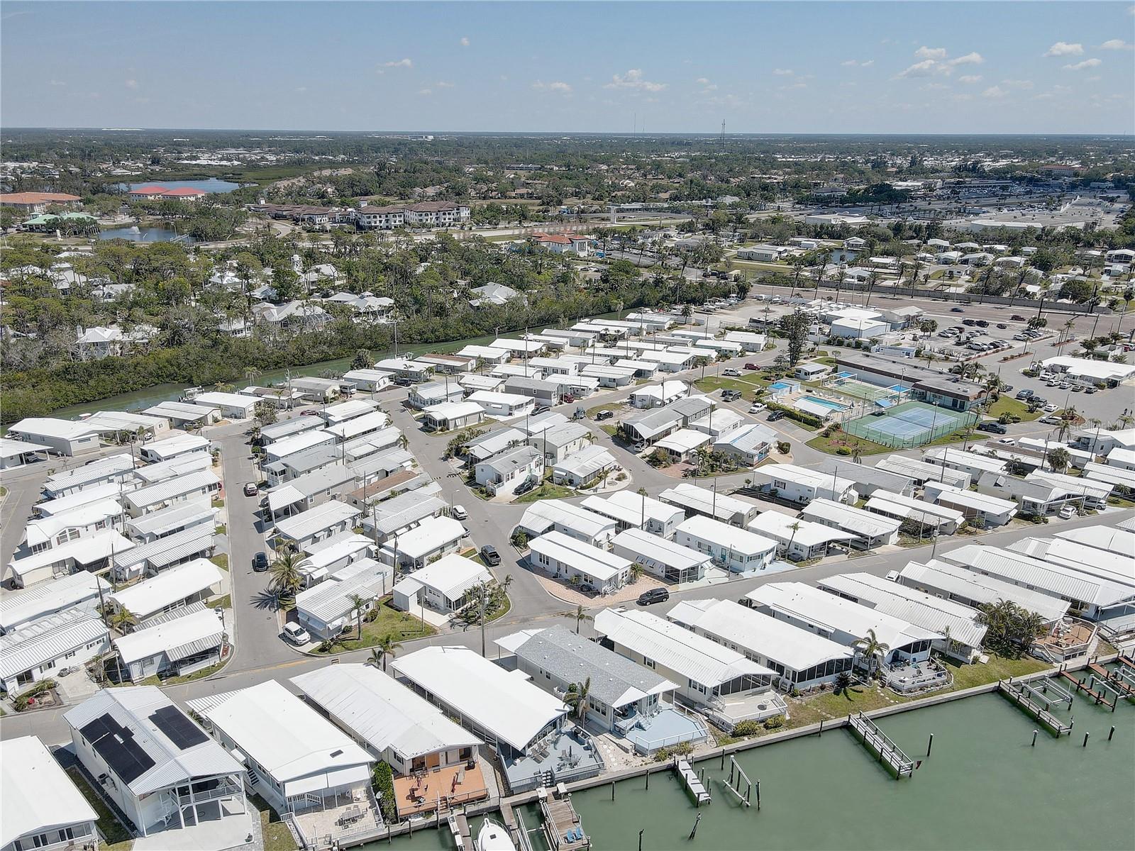 104 1ST AVE, VENICE, FL, 34285